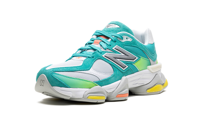 9060 Cyan Burst