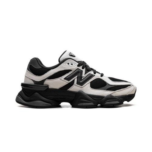 9060 White Off Black