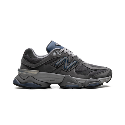 9060 Grey Castlerock