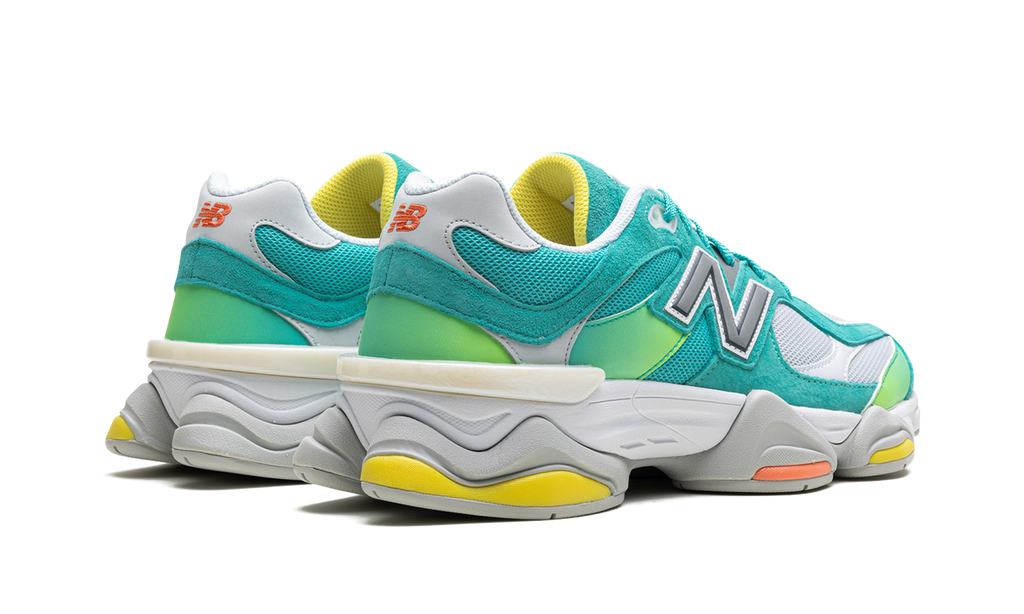 9060 Cyan Burst