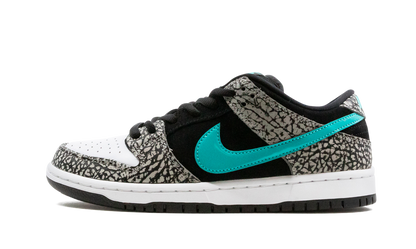 Dunk Low SB Atmos Elephant