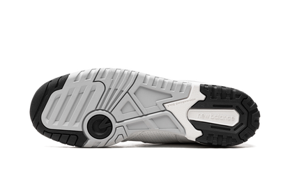 White 650 White/Black
