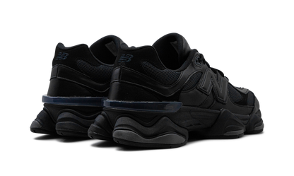 9060 Black and Blue