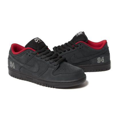 Dunk Low Black Supreme x SB
