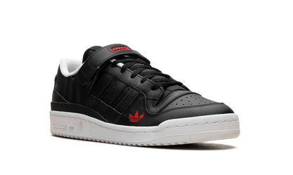 Black Forum Low